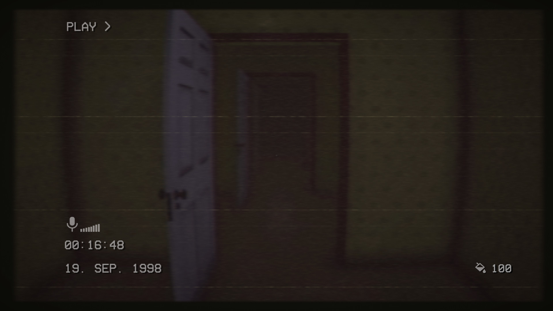 Скриншот: The Backrooms 1998 - Found Footage Survival Horror Game