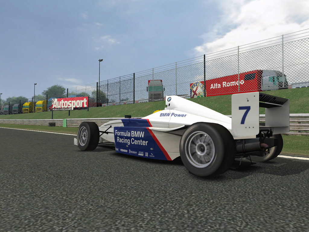 Скриншот: RACE 07